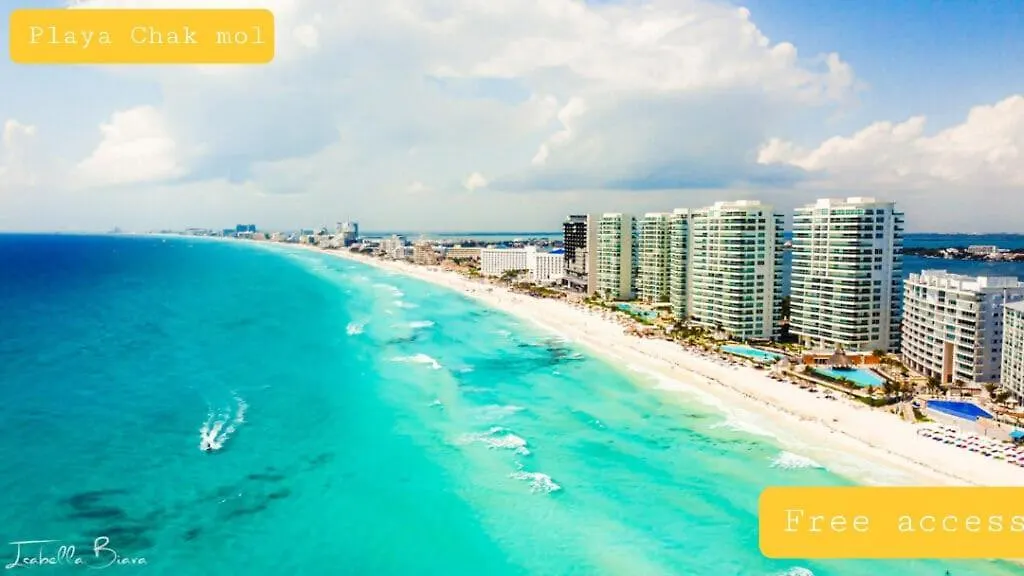 Queen Room Cancun Yetişkin Oteli