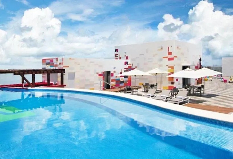 Queen Room Cancun