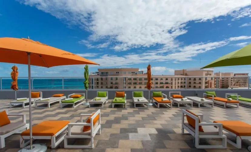 Queen Room Cancún
